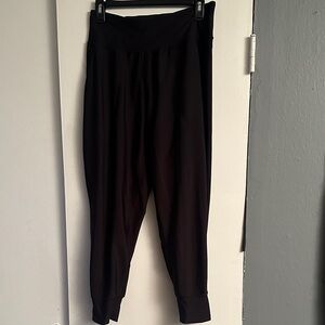 Old Navy Active Powersoft High Rise Jogger